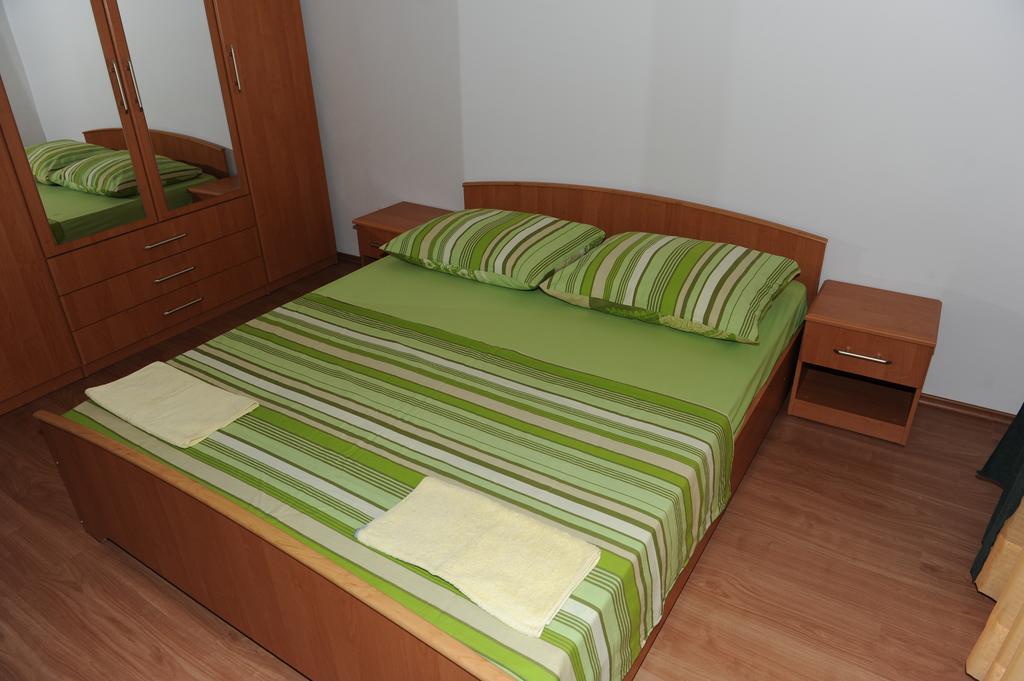 Apartment Matini Dvori Dubrava  エクステリア 写真